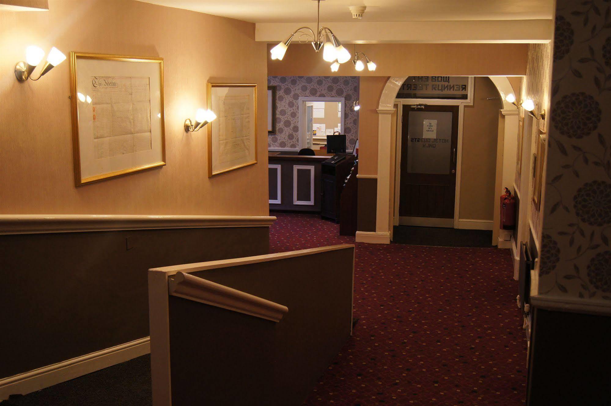Castle Hotel Tamworth Exterior foto